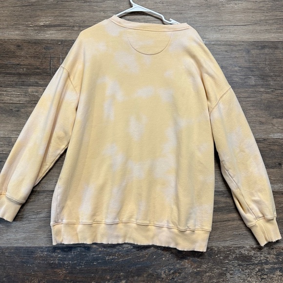 American Eagle Outfitters Smiley Crewneck Peach Sweatshirt - Picture 2 of 5